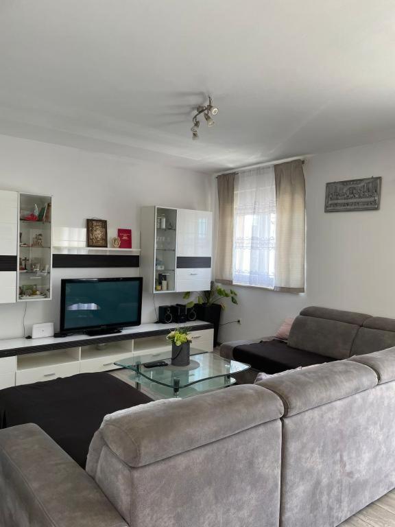 Mia Apartment